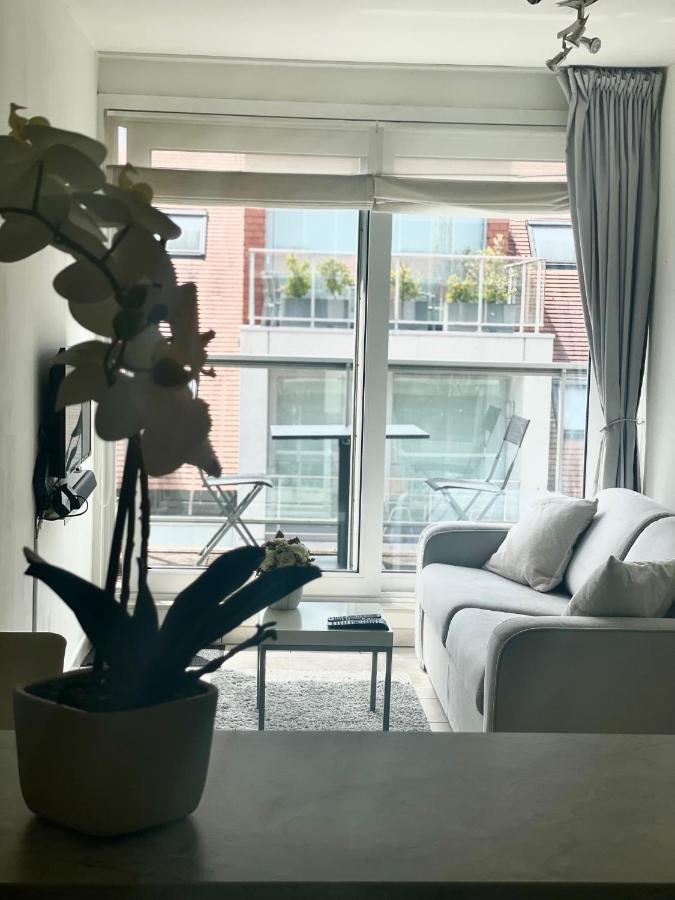 شقة نيوبورت  في Penthousestudio Gaudi Met Zonneterras En Zicht Op Zee المظهر الخارجي الصورة
